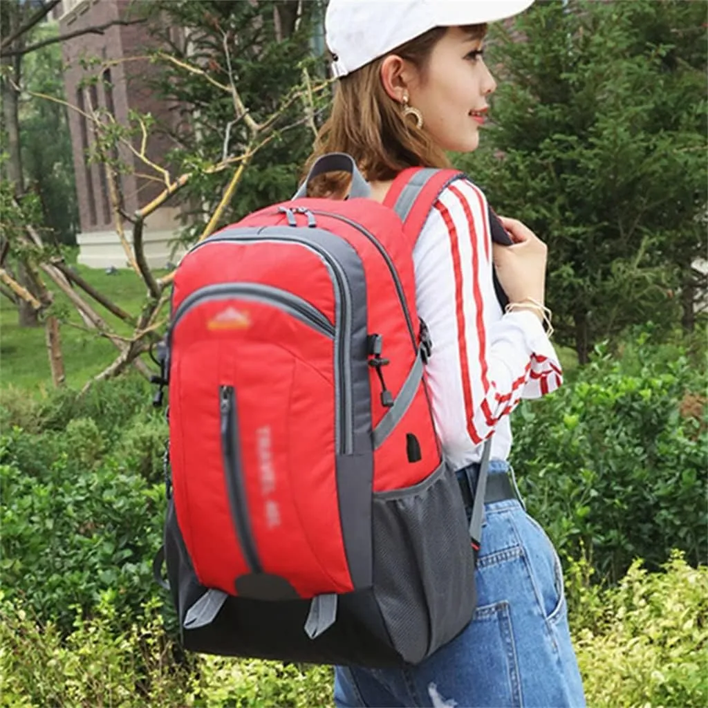 40L Mountaineering Backpack Breathable Backpack with Socket Travel Backpack Mountaineering Bag