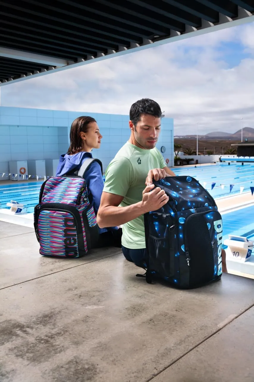 ARENA Spiky III Backpack 45 Swimming Athlete Sports Gym Rucksack Large Training Gear Equipment Swim Bag for Men and Women, 45 Liters, Racing Stripes