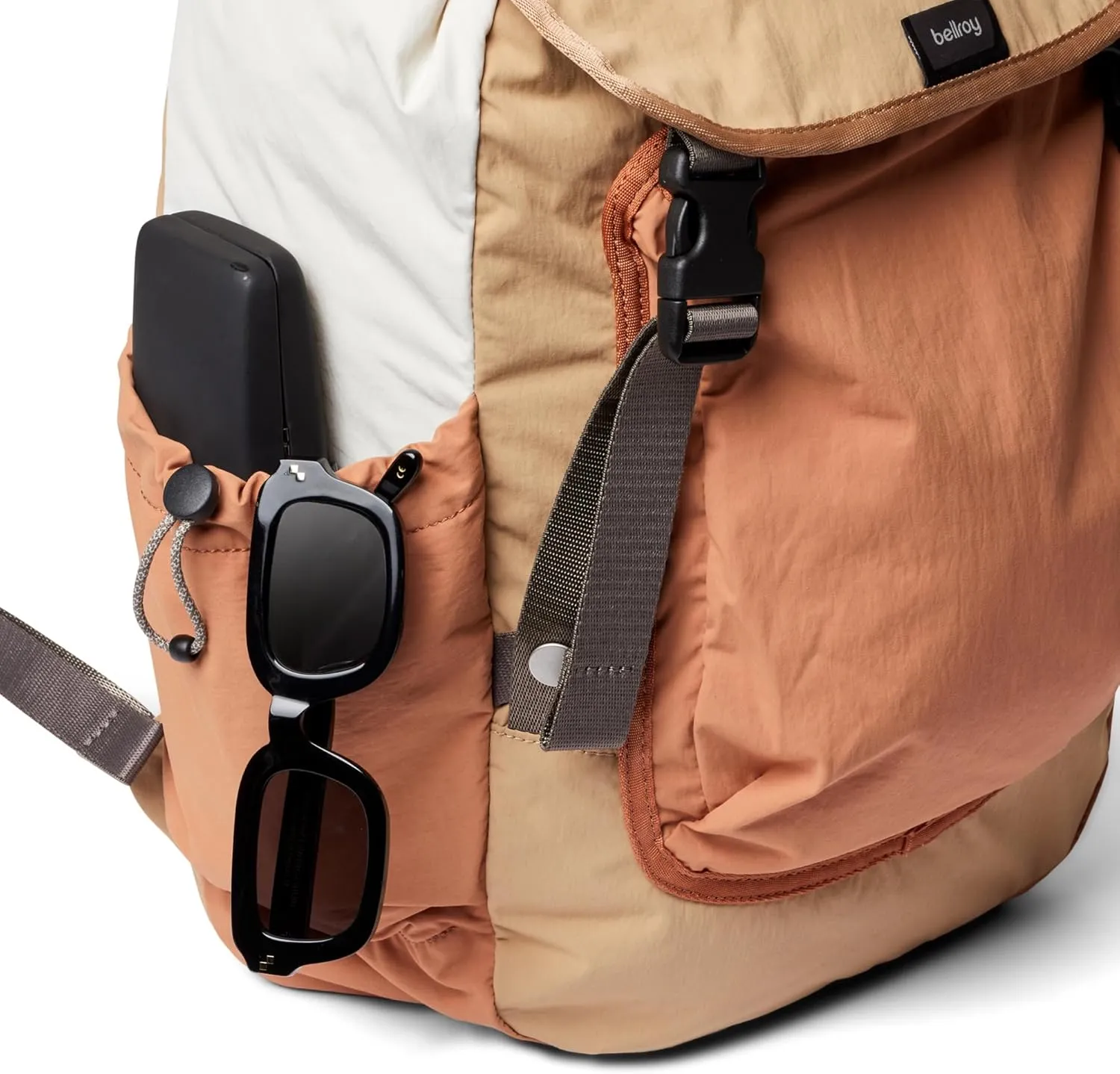 Bellroy Cinch Backpack (lightweight 20 liter backpack with external organization and adjustable shoulder straps) - SandDune
