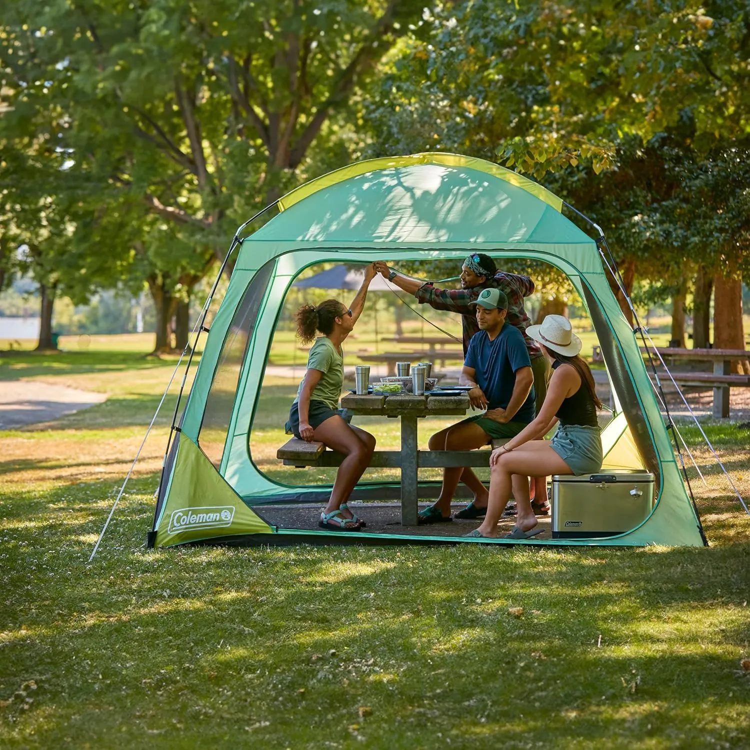 Coleman Skyshade Screened Shelter with Easy Setup, Lightweight Picnic Screen Room for Bug-Free Lounging, Made of PFAS-Free Materials