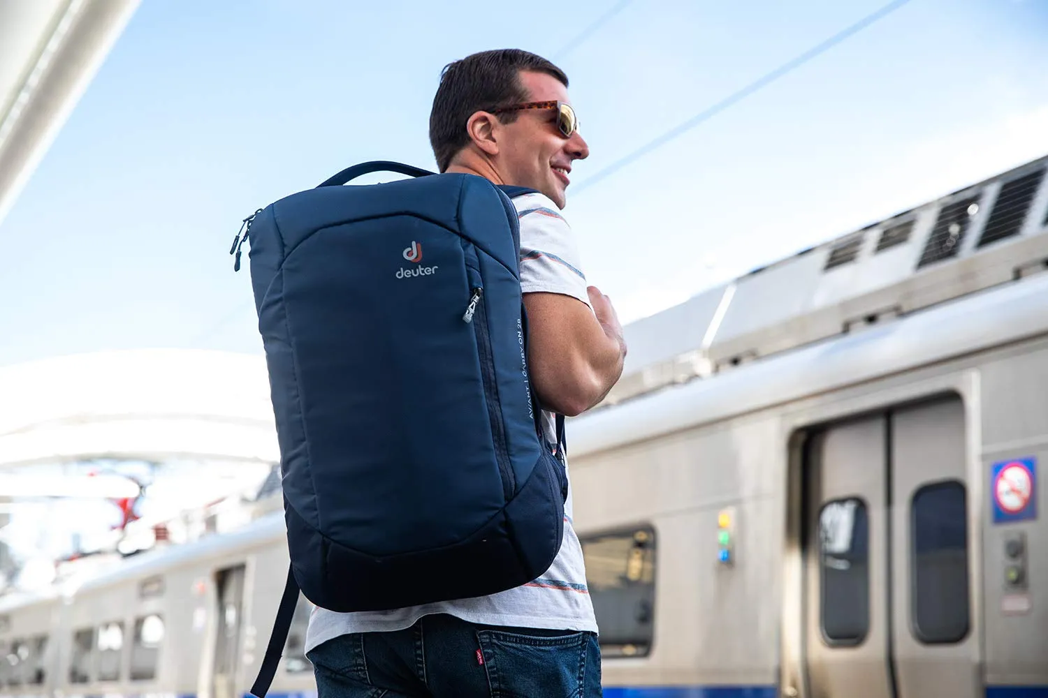 Deuter Aviant Carry On 28