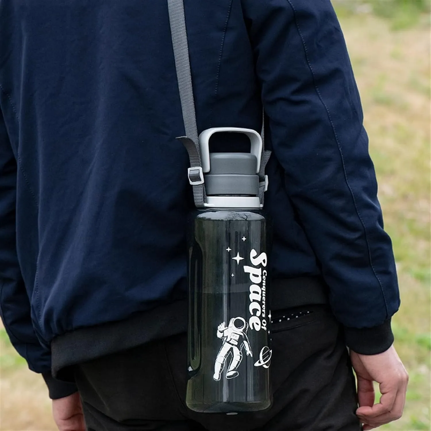 kettles 28.7/50.7 oz Large Capacity Sports Bottle-Portable Handle,Plastic Water Cups,Leak-proof Jug with Removable Rope,Space Picture canteen(C,Medium)