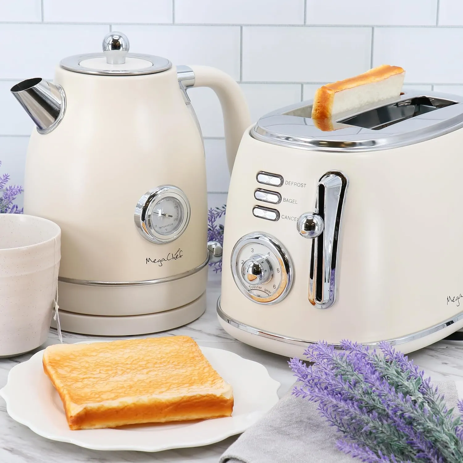 MegaChef 1.7 Quart Electric Tea Kettle and 2 Slice Toaster Combo in Matte Cream (Cream)