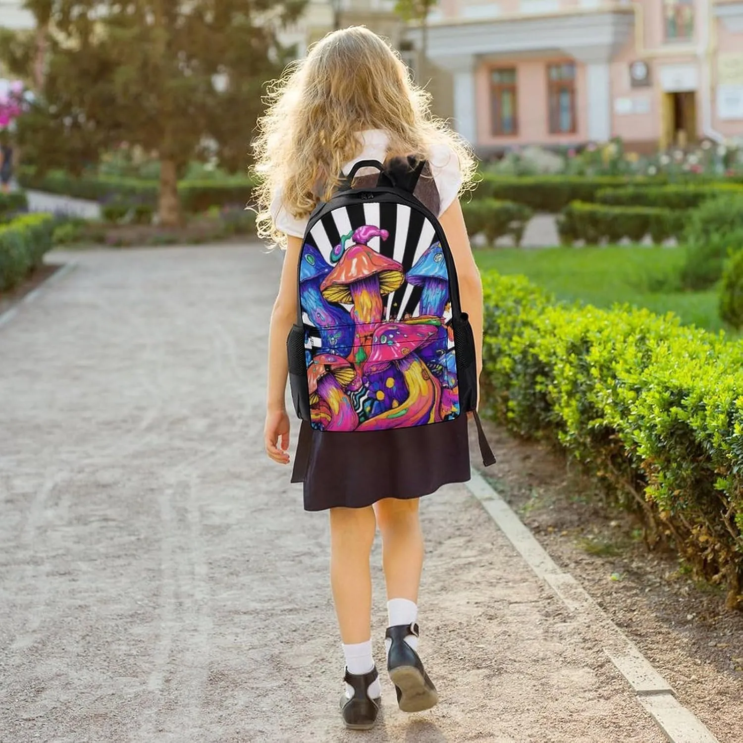 Men Women Polyester Trippy Mushrooms Daypack Big Capacity Shoulder Bag With Smooth Zippers for Hiking Work Walking Cycling