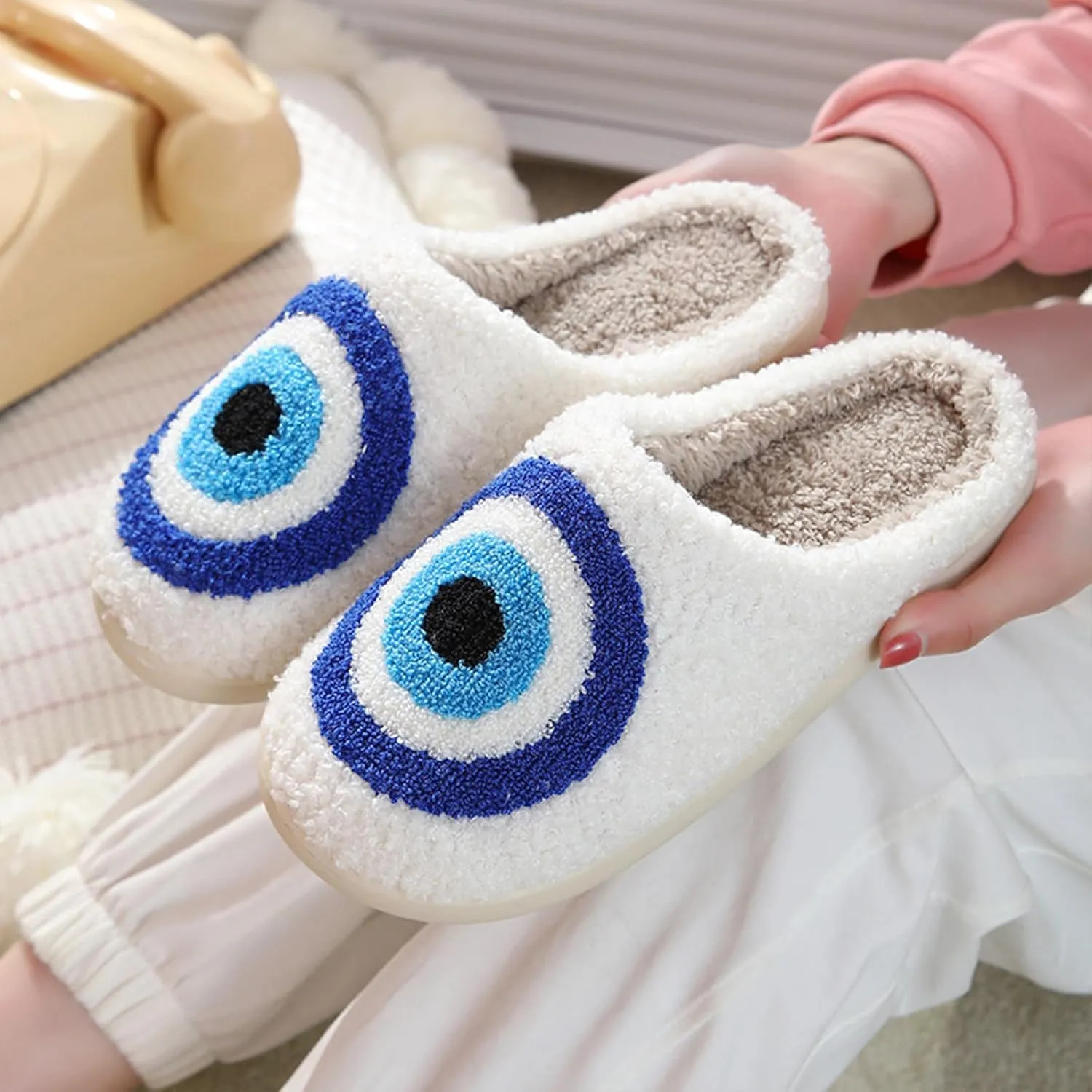 Menore Memory Foam Slippers for Womens Mens Plush Warm Spooky Lantern Cute Slippers House Shoes