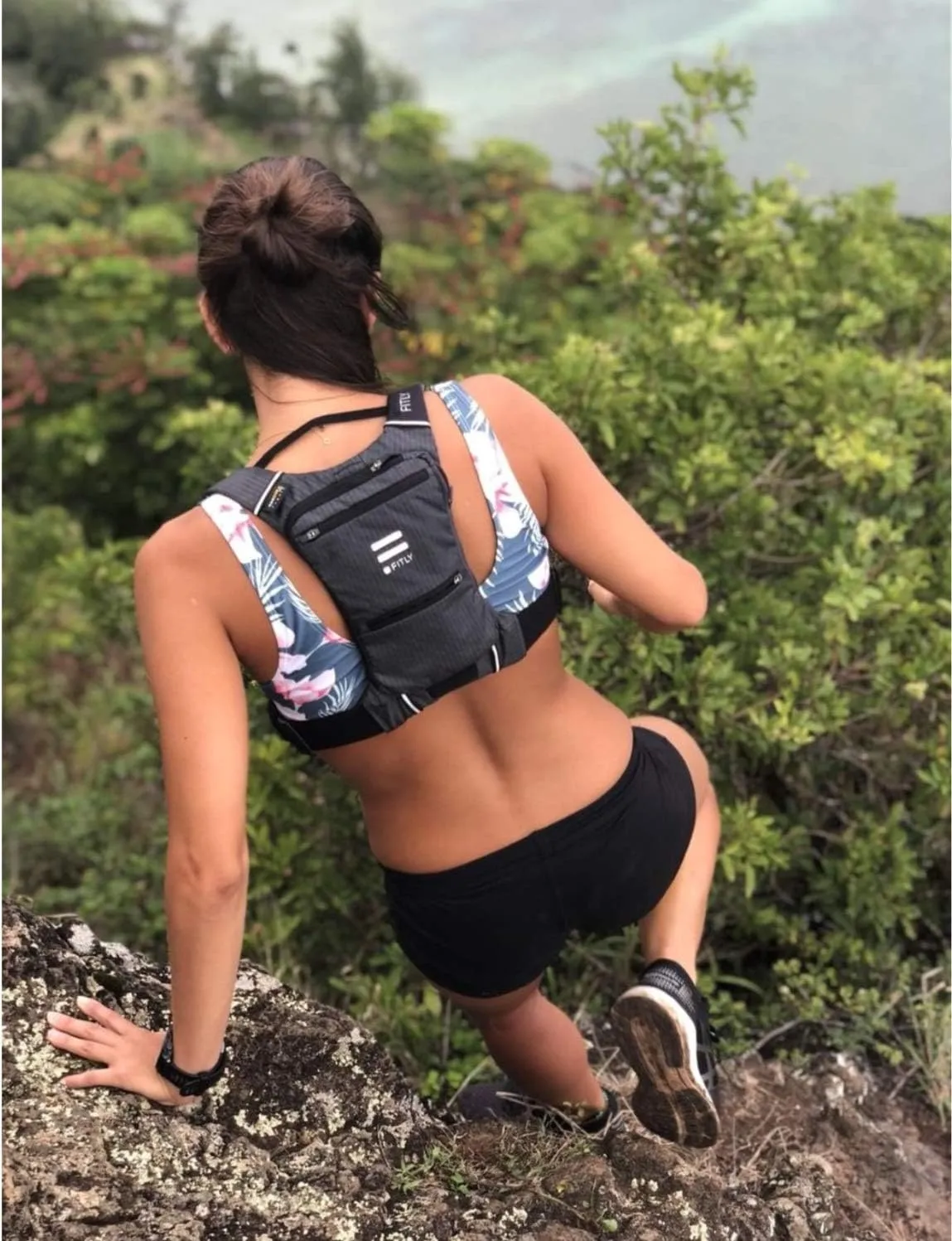 Minimalist Running Pack - Running Backpack Phone Holder, Storage, Thoracic Belt - Carry Personal Items - Running Gear for Men & Women - Lightweight Running Water Backpack (Mojito Green, XS-S)