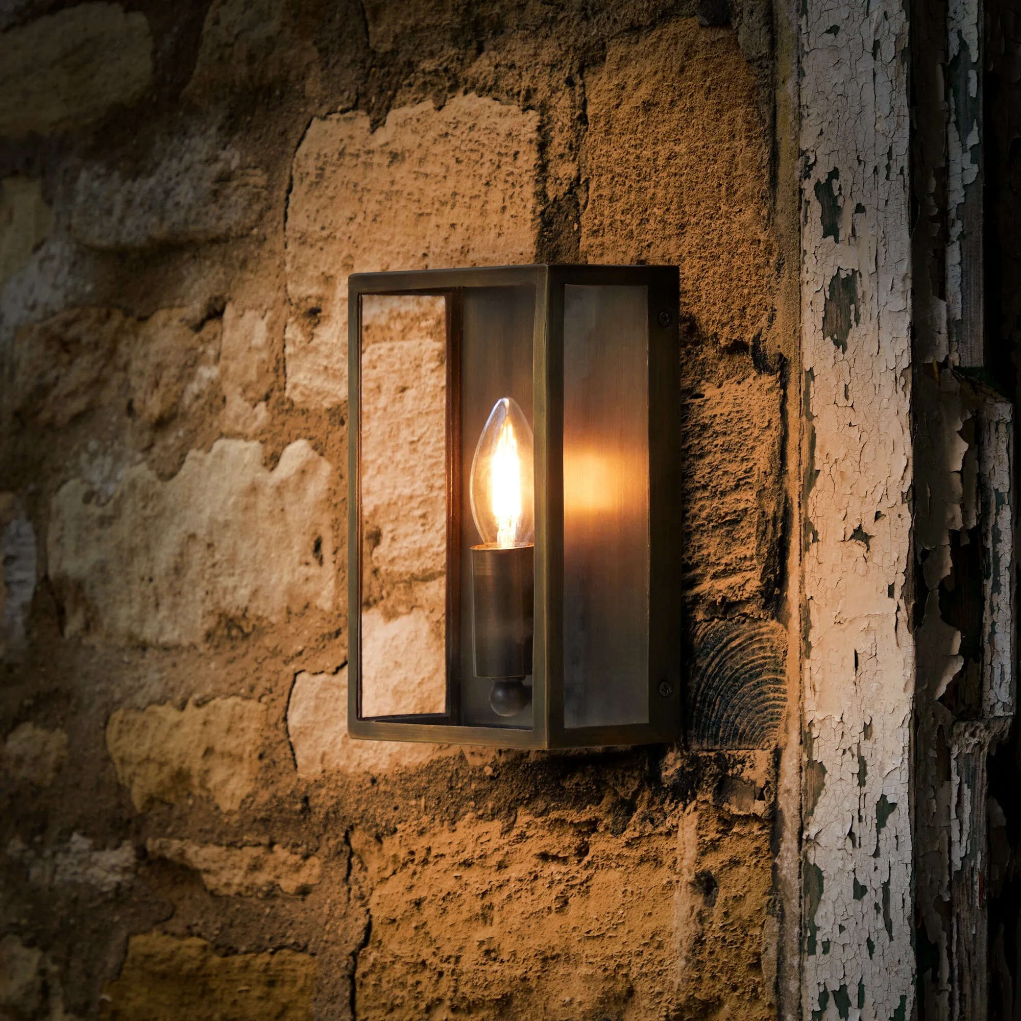 Orford IP44 exterior wall light in bronze