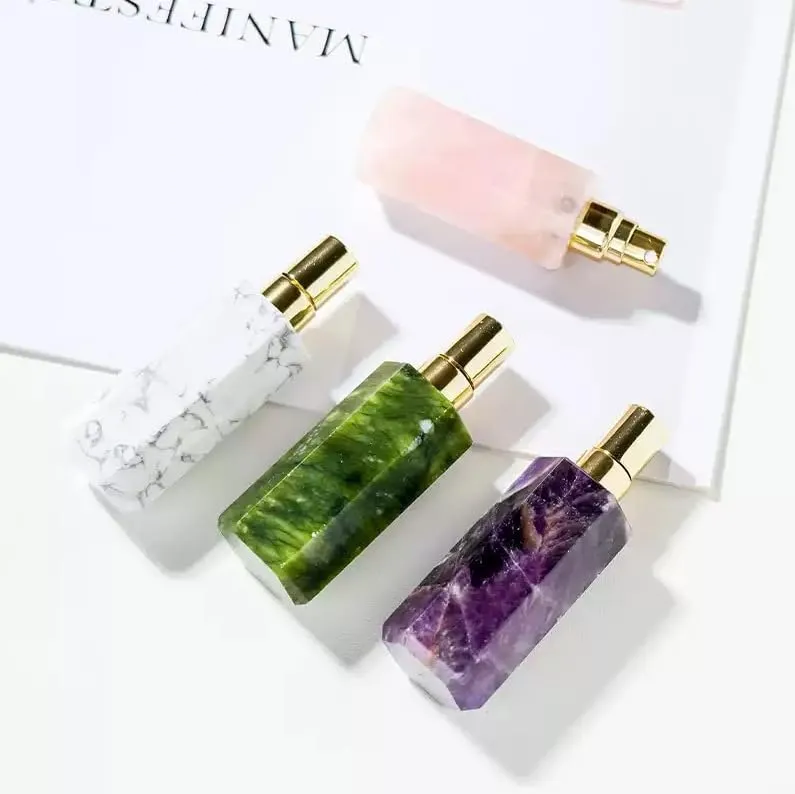 Refillable Perfume Bottle Travel Crystal Stone Spray Bottle Essential Oil Bottle,Fine Mist Empty Bottle Perfume Atomizer Capacity 8ml,Perfume Dispenser, Portable Sprayer (Rose Quartz)