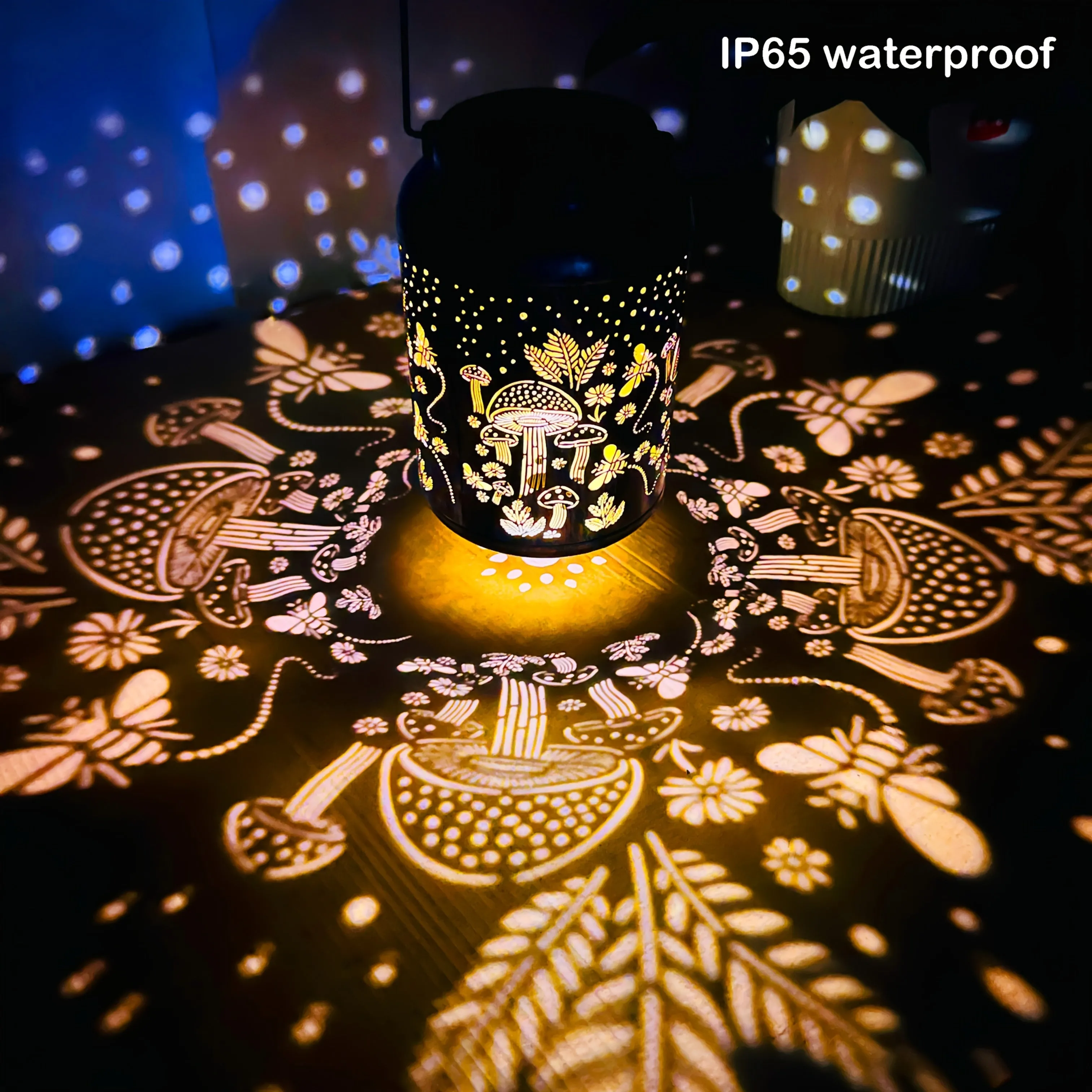 Solar-Powered Mushroom Lantern – Enchanting Outdoor Glow