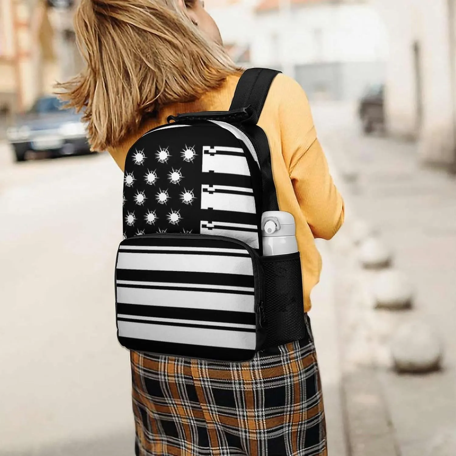 Supdreamc Men Women Lightweight Bullet Black And White American Flag Backpack Large Capacity Bookbag With Smooth Zippers for Gym Business Running
