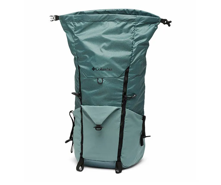 TandeTrail 22L Backpack
