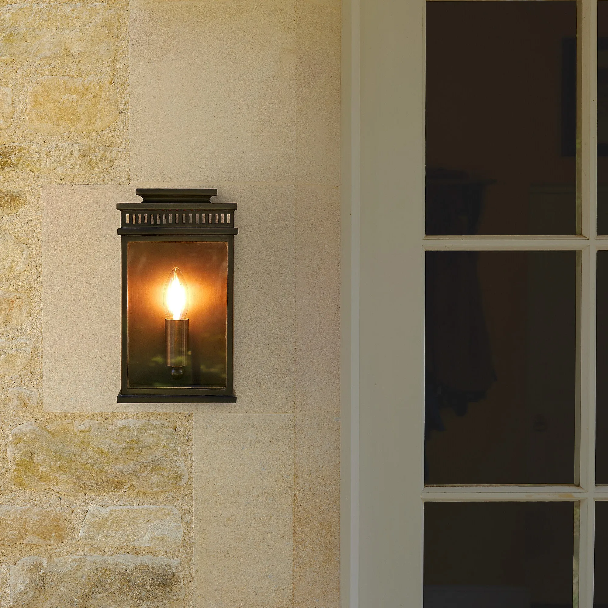 Tenby exterior IP44 wall light in antique bronze