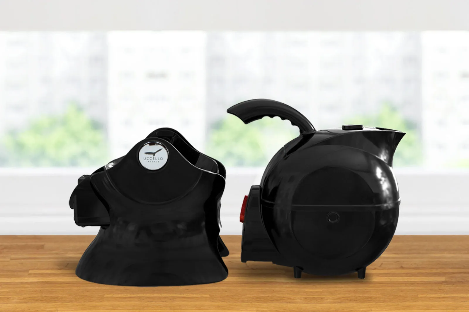 Uccello Kettle – Effortless Pouring. Ergonomic Disability Tipping Aid