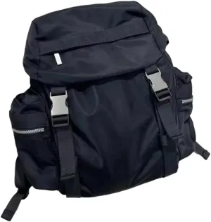 Unisex backpack, ultra-light travel backpack made of parachute nylon material (black)