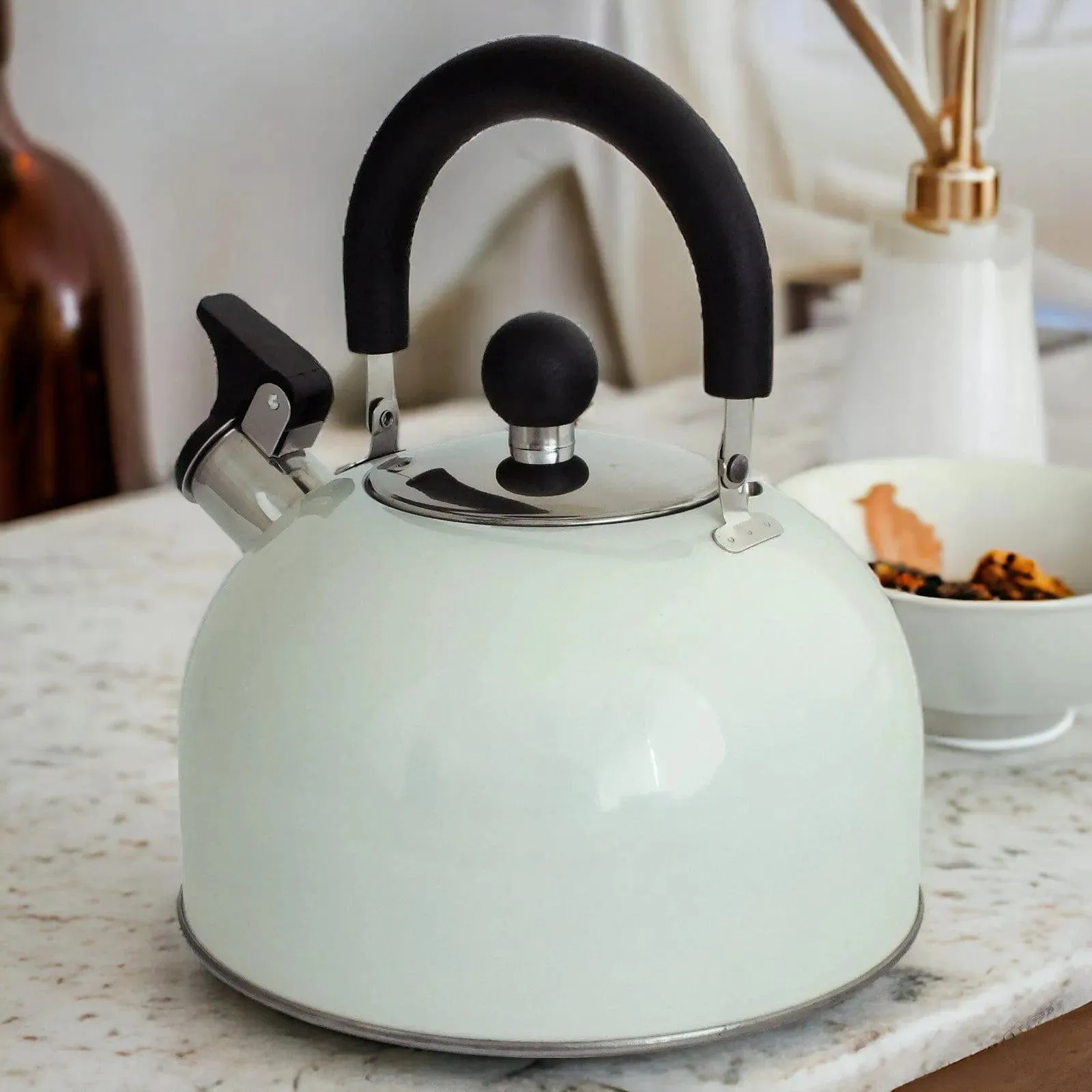 Voche 2.5L Cream Stainless Steel Stovetop Whistling Kettle