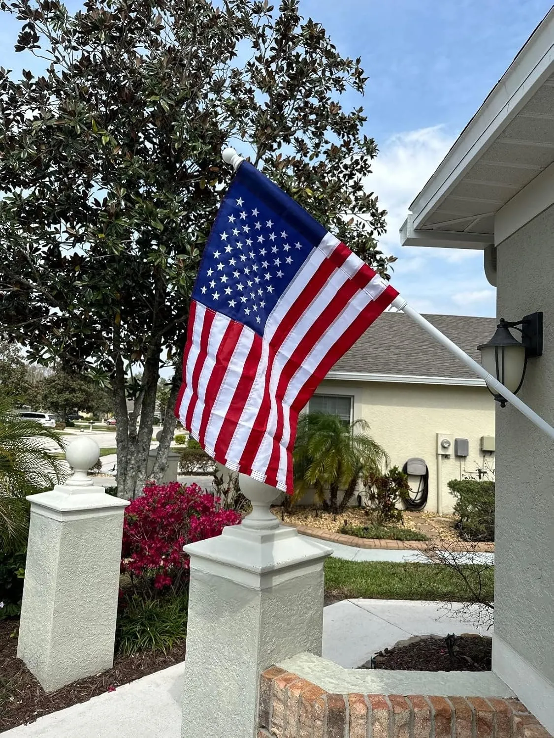 White Flag Poles for Outside House - 6ft Tangle Free Flag Pole for House,Heavy Duty Metal Flagpole Hardware for American Flags,Outdoor Flagpoles Residential for Porch,Car,Truck,Boat (Without Bracket)
