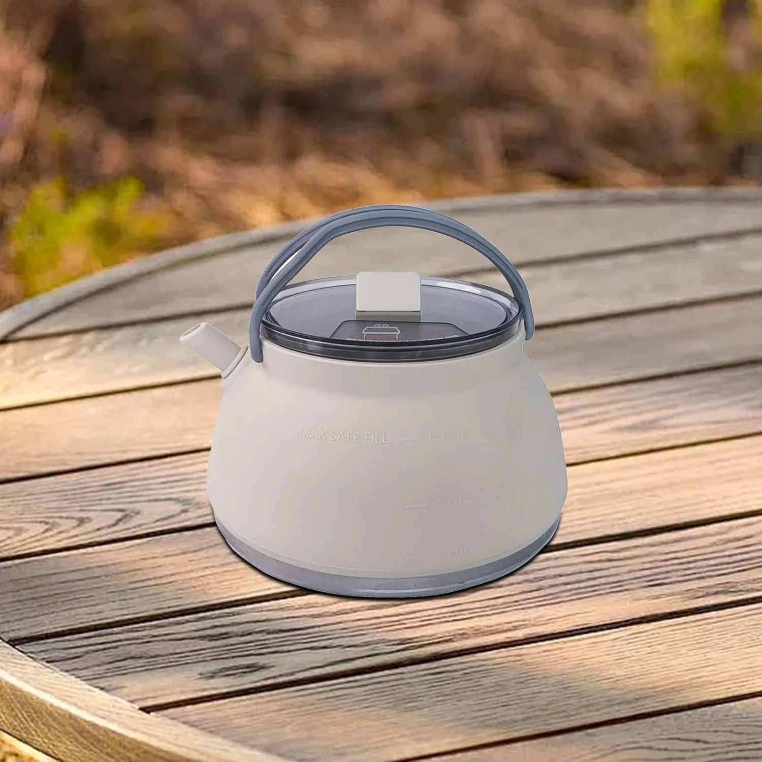 YIJU 1.5L Travel Kettle for Camping And Outdoor Cooking, Foldable Pot for Coffee And Tea, Light Khaki